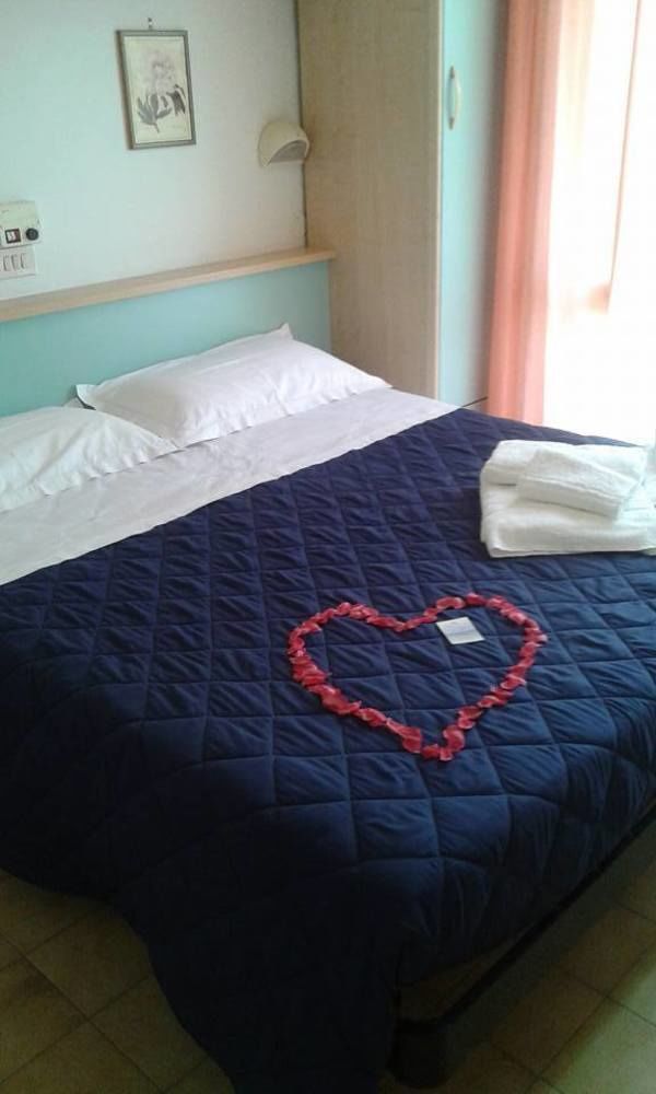 Hotel Gialpina Viserba Di Rimini Zewnętrze zdjęcie